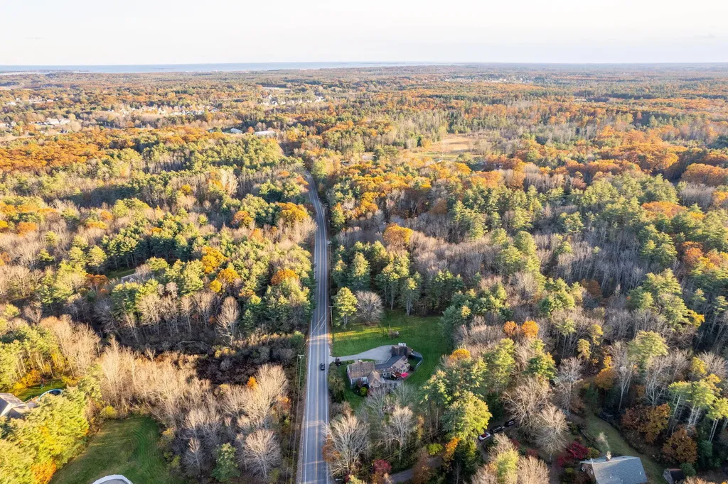 122 Broadturn Road Scarborough ME 04074
