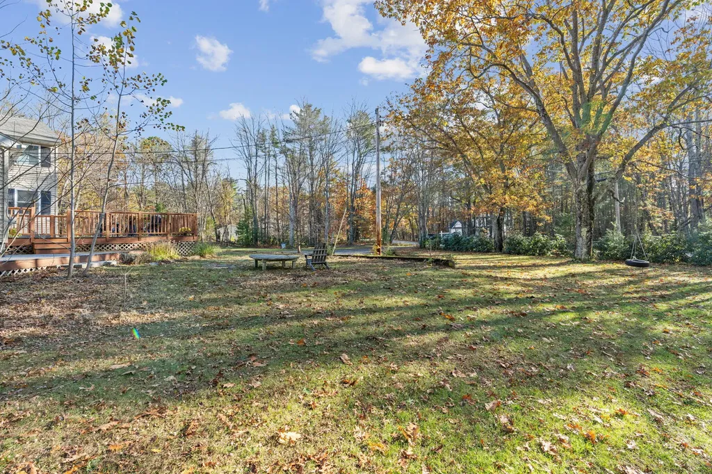 17 Middle Bay Road Brunswick ME 04011