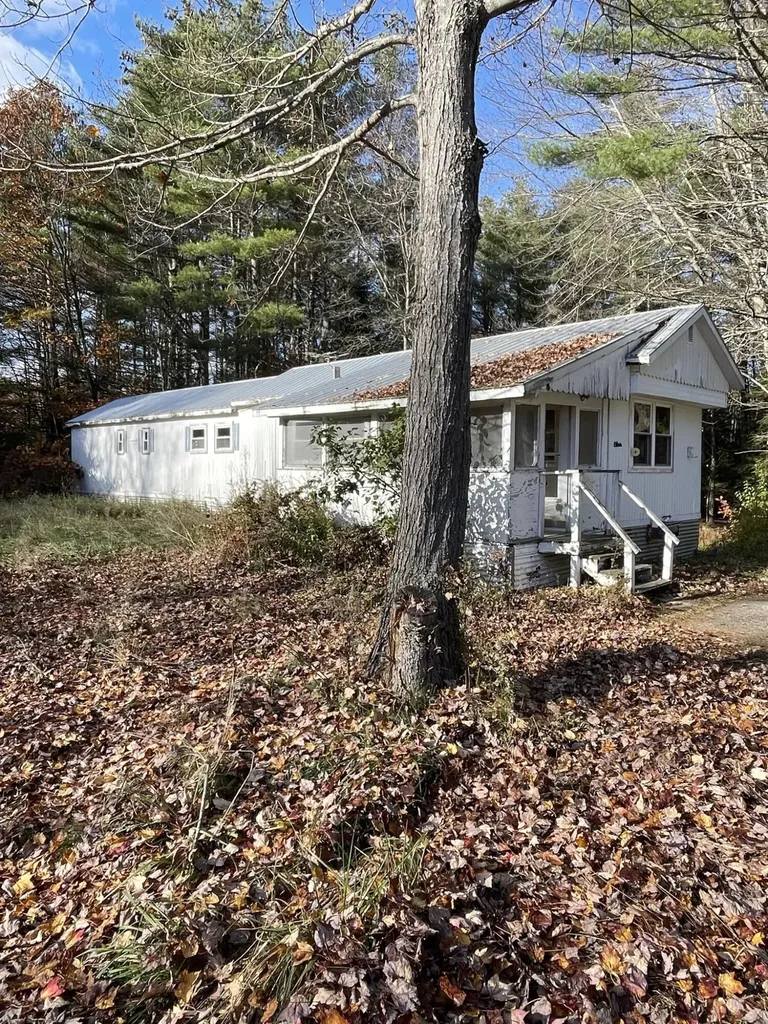 99 Bull Run Road Wales ME 04280