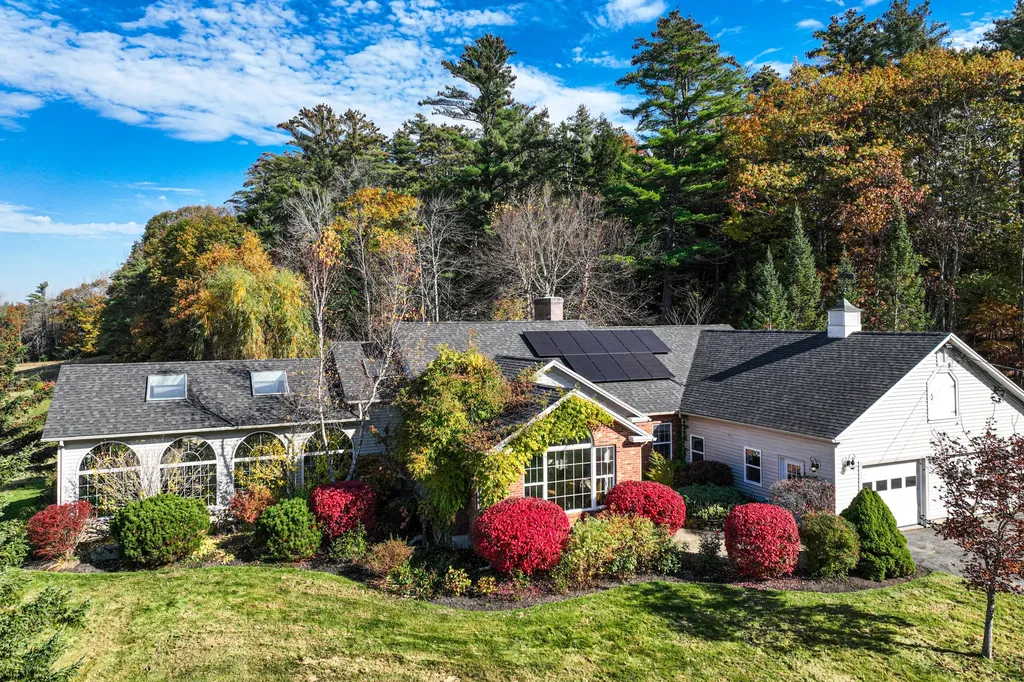 289 Fickett Road Pownal ME 04069