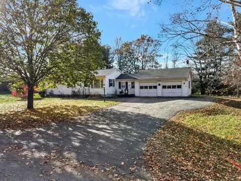 10 Mayland Street Oakland ME 04963