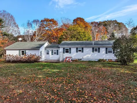 10 Mayland Street Oakland ME 04963
