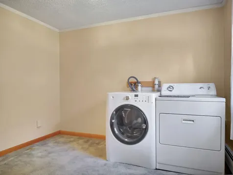 10 Mayland Street Oakland ME 04963