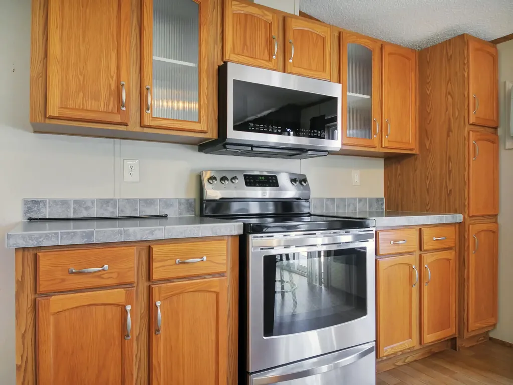 302 Middle Road Oakland ME 04963
