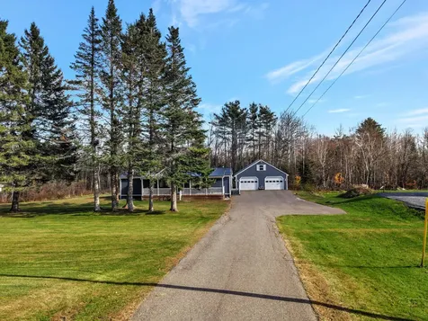 302 Middle Road Oakland ME 04963