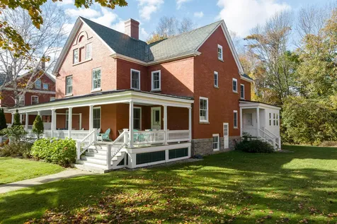 168 Mckinley Court Portland ME 04109
