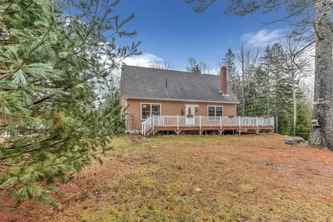 19 Horse Farm Road Trenton ME 04605
