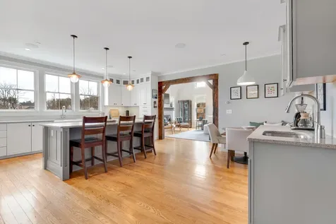 6 Garden Way Falmouth ME 04105