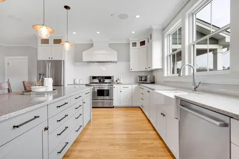 6 Garden Way Falmouth ME 04105