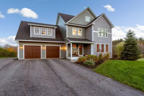 6 Garden Way Falmouth ME 04105