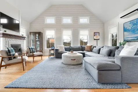 6 Garden Way Falmouth ME 04105