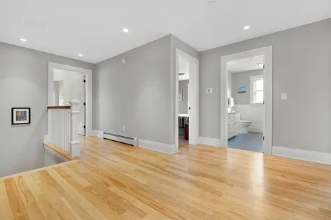 6 Garden Way Falmouth ME 04105