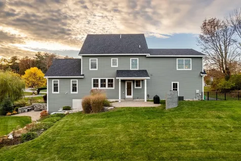 6 Garden Way Falmouth ME 04105