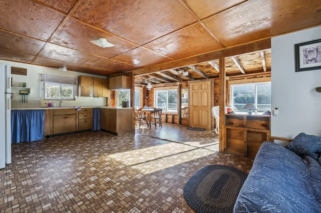 10 Bowden Drive Dedham ME 04429