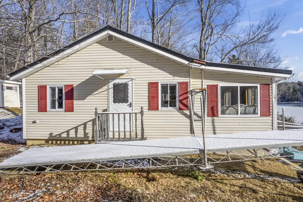 10 Bowden Drive Dedham ME 04429