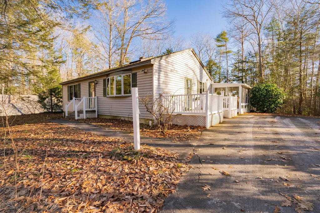 11 Frost Brook Lane Freeport ME 04032