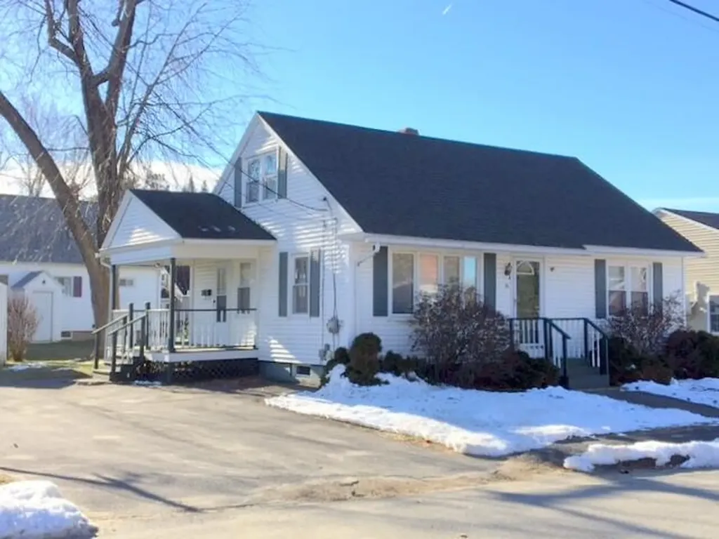 13 Victor Terrace Winslow ME 04901