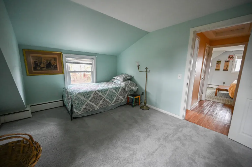 27 Westbrook Terrace Hampden ME 04444