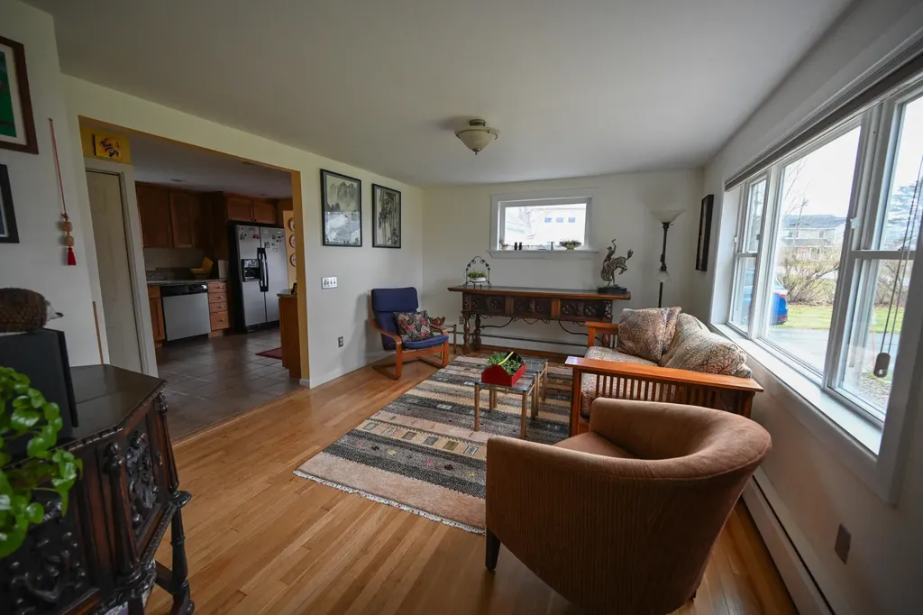 27 Westbrook Terrace Hampden ME 04444