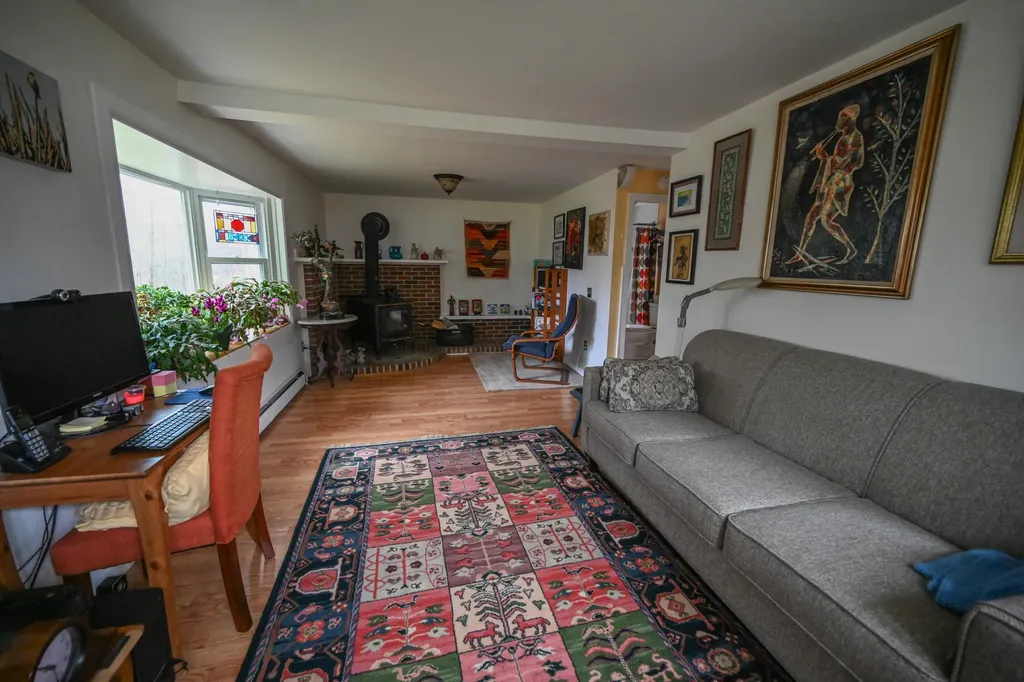 27 Westbrook Terrace Hampden ME 04444