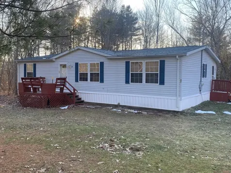31 Lamson Road Windsor ME 04363