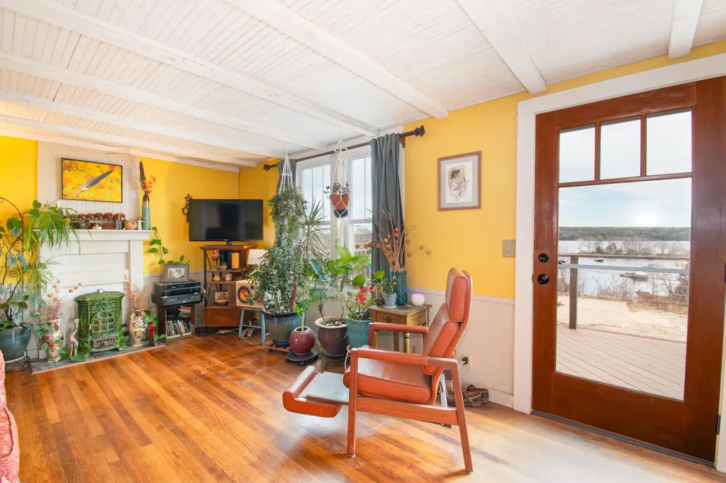 8 Sunrise Lane Harpswell ME 04079