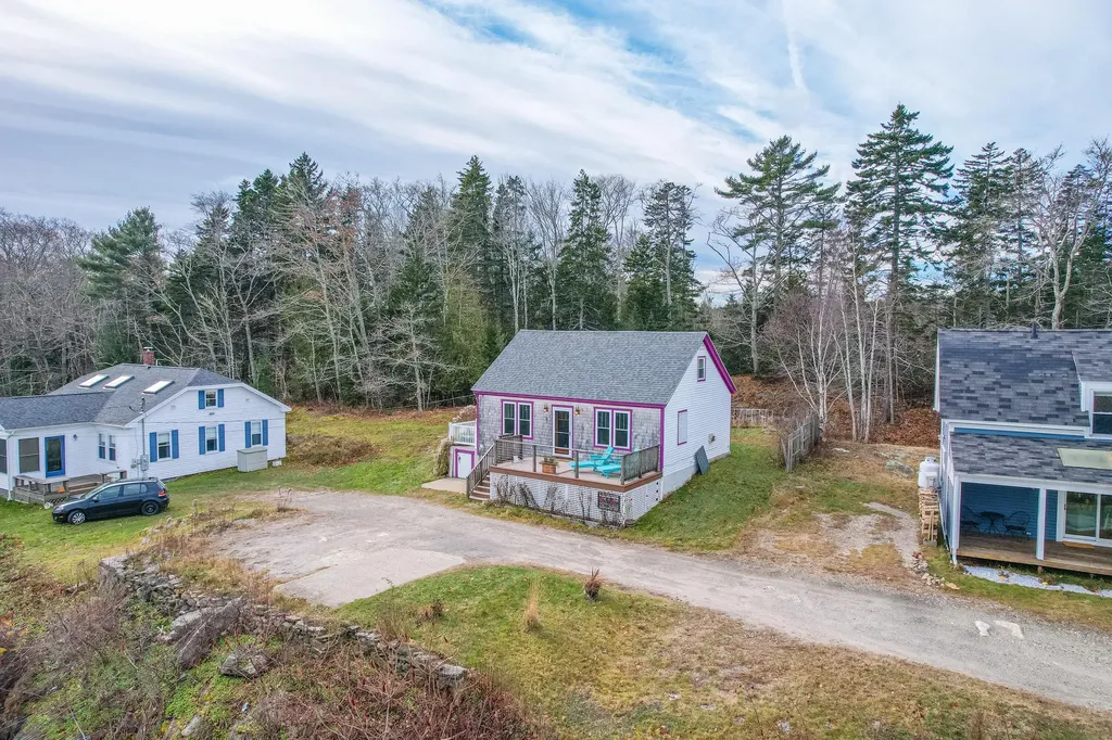 8 Sunrise Lane Harpswell ME 04079