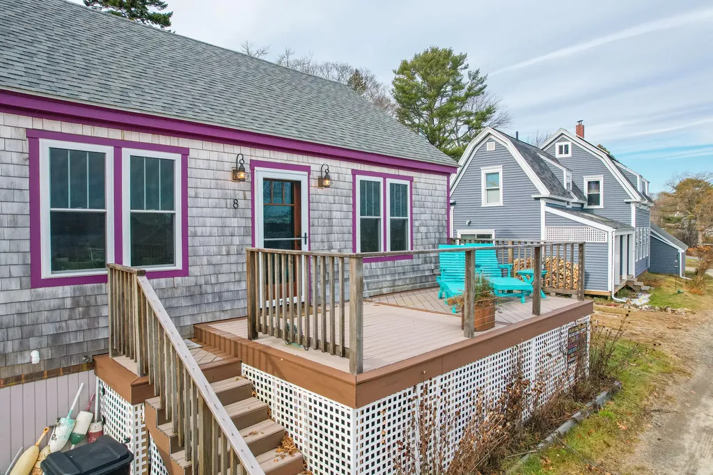 8 Sunrise Lane Harpswell ME 04079