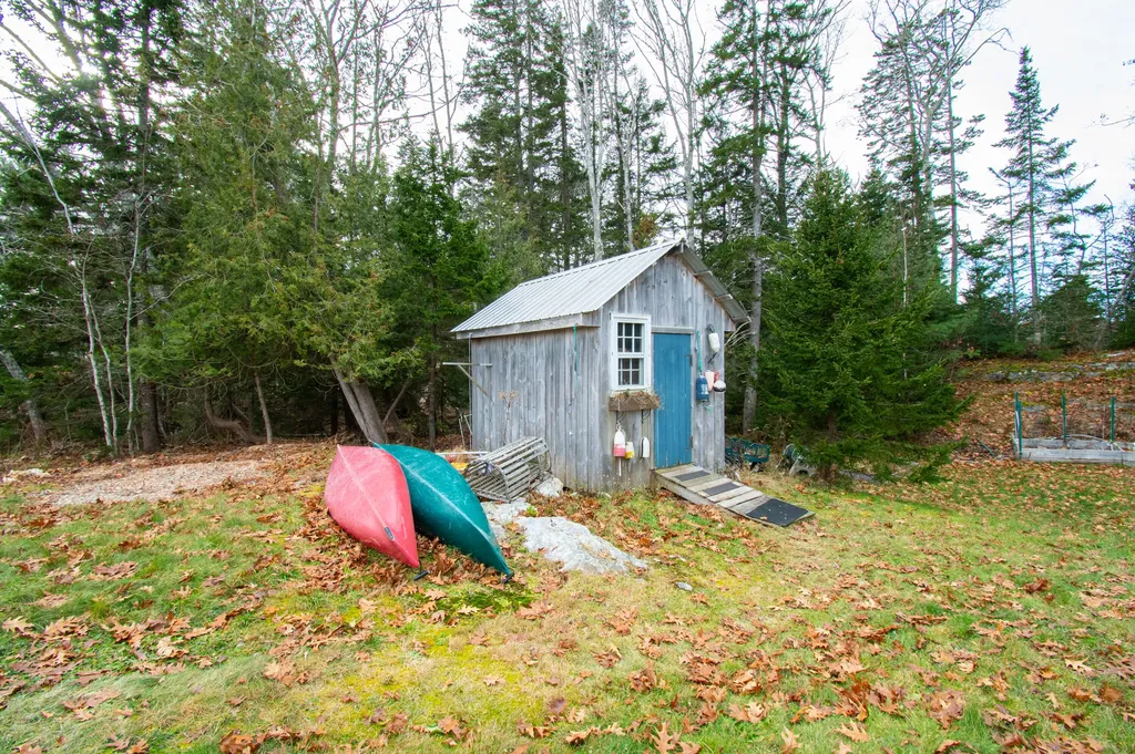 8 Sunrise Lane Harpswell ME 04079