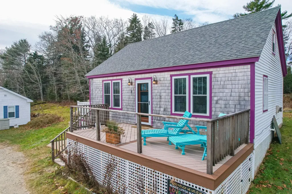 8 Sunrise Lane Harpswell ME 04079