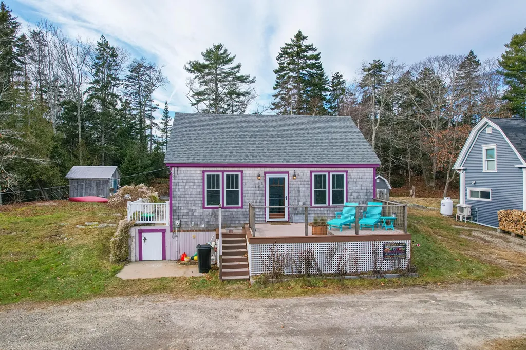 8 Sunrise Lane Harpswell ME 04079