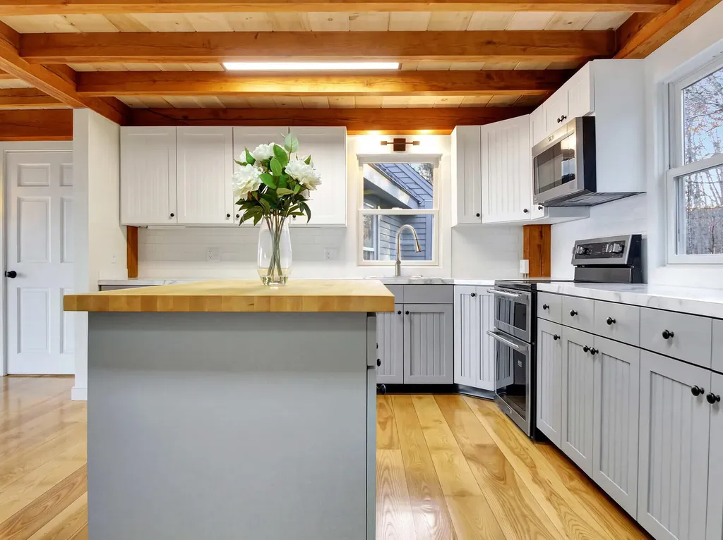 6 Dodge Mountain Road Rockland ME 04841