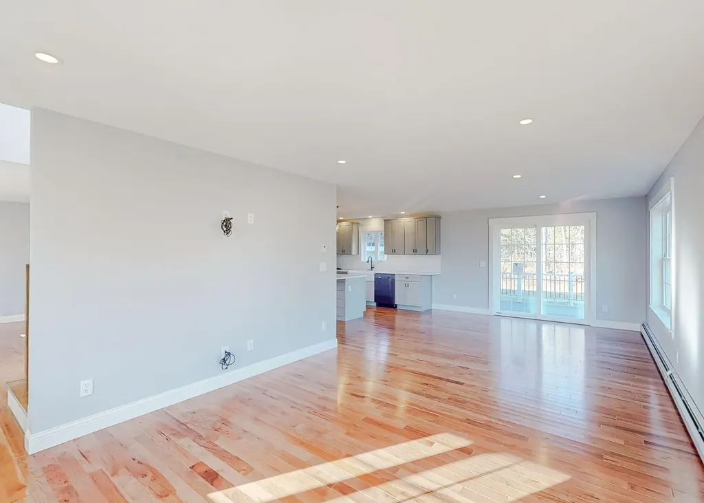 82 Kayli Drive Standish ME 04084