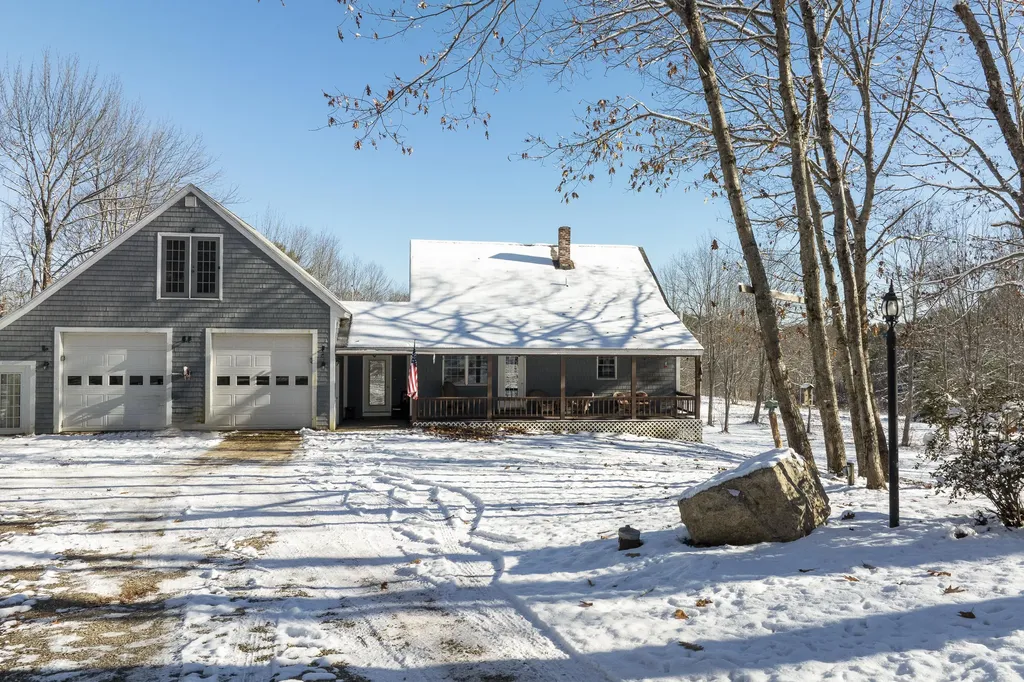 357 Lowelltown Road Wiscasset ME 04578