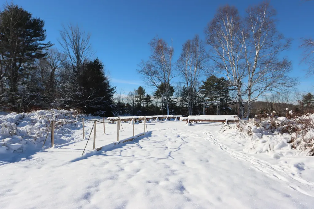 556 E Oxford Road Oxford ME 04270