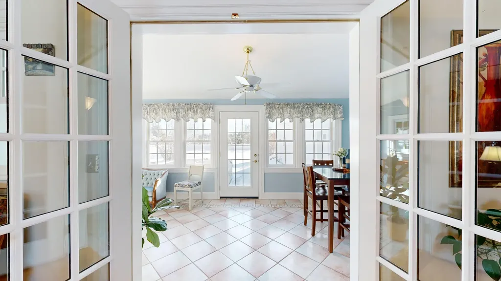556 E Oxford Road Oxford ME 04270