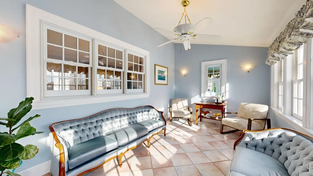 556 E Oxford Road Oxford ME 04270