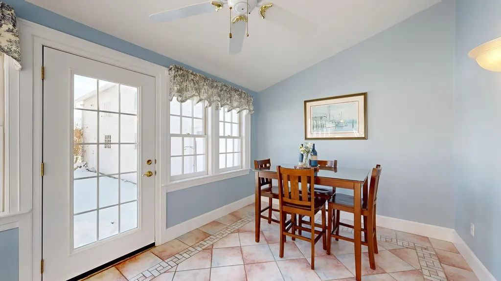 556 E Oxford Road Oxford ME 04270