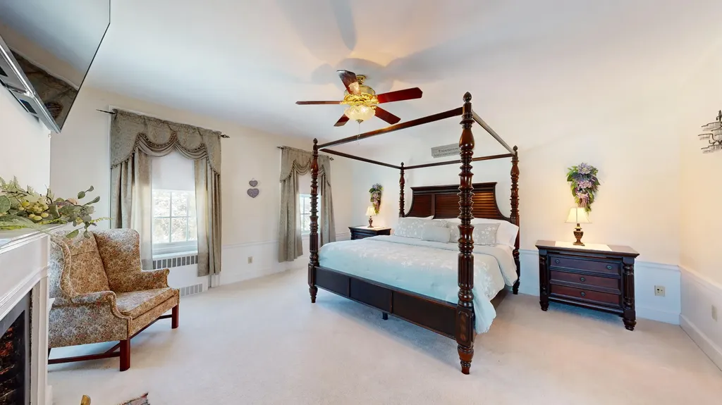 556 E Oxford Road Oxford ME 04270
