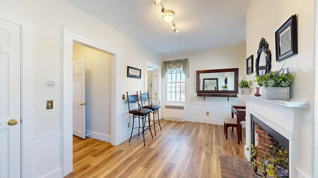 556 E Oxford Road Oxford ME 04270