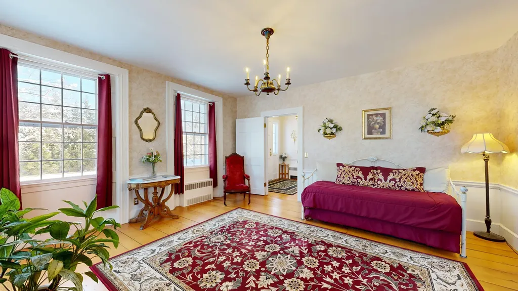 556 E Oxford Road Oxford ME 04270