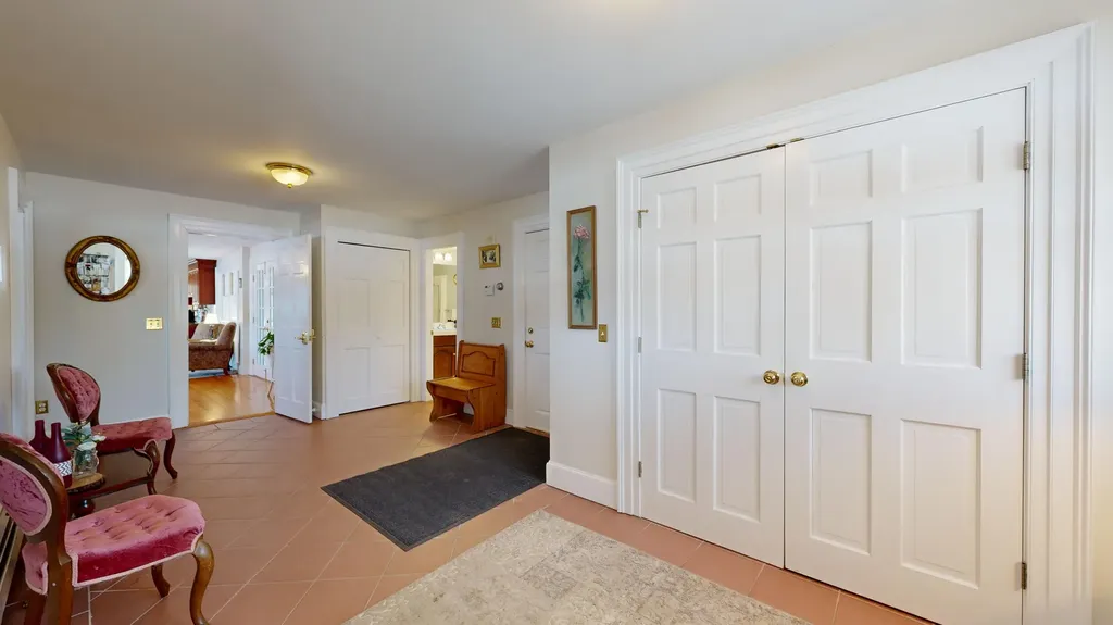 556 E Oxford Road Oxford ME 04270