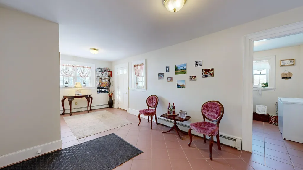 556 E Oxford Road Oxford ME 04270