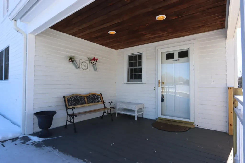556 E Oxford Road Oxford ME 04270