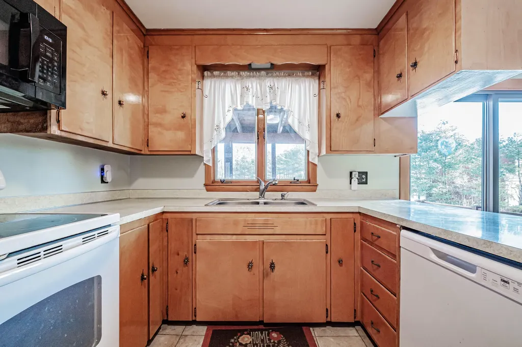 173 Myrtle Street Westbrook ME 04092