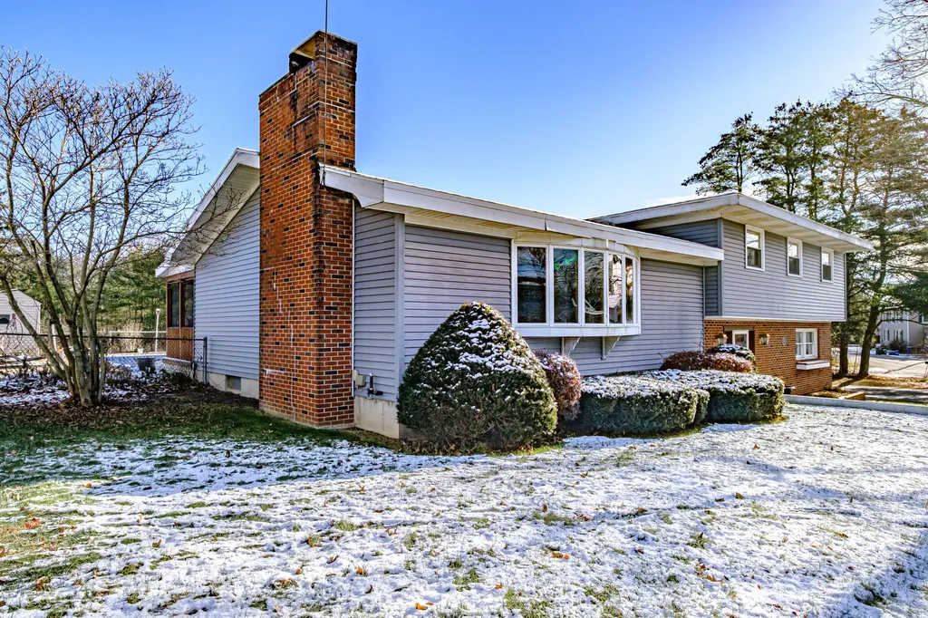 173 Myrtle Street Westbrook ME 04092