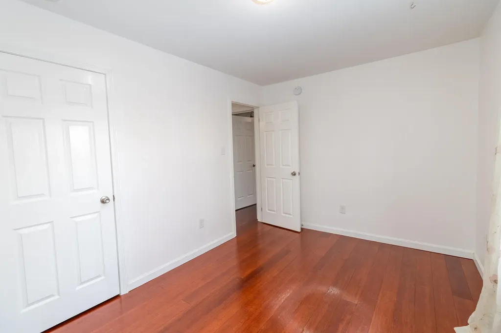 448 River Road Topsham ME 04086