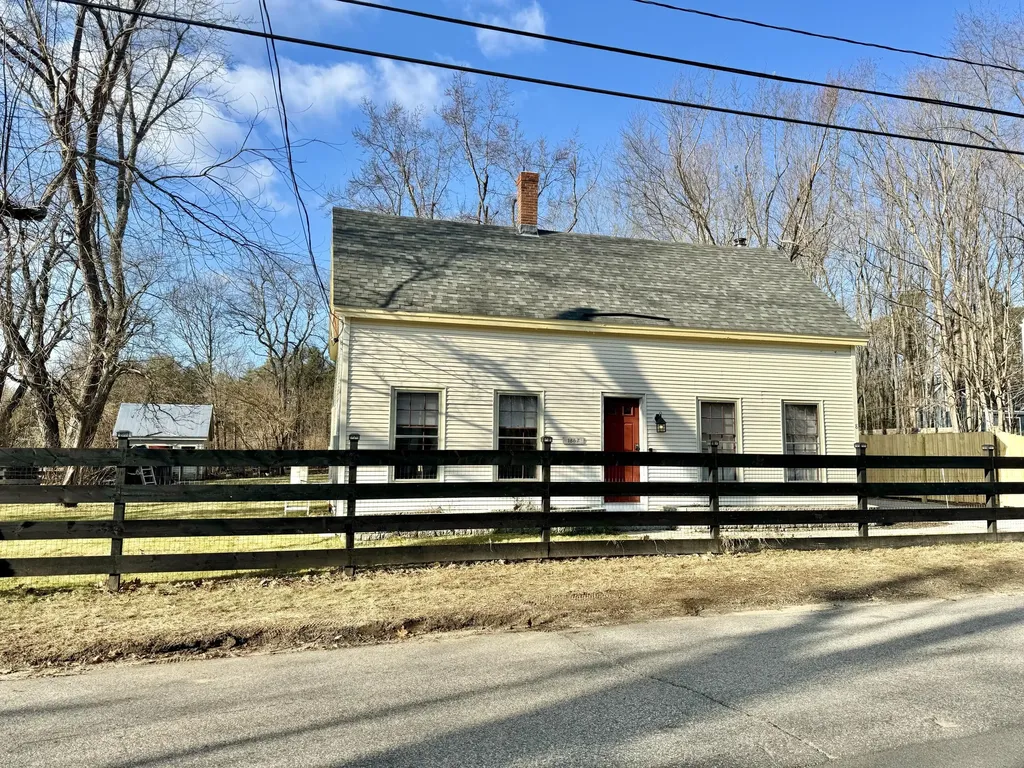 8 Warrens Way Kennebunk ME 04043