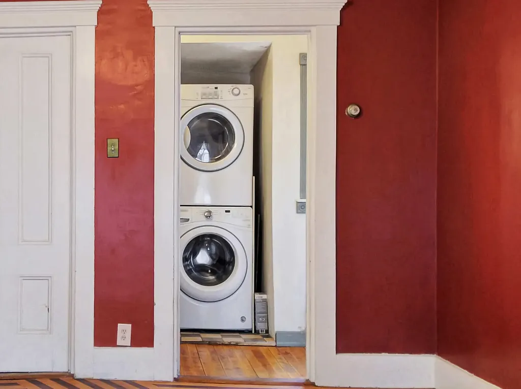 8 Morrill Street Winthrop ME 04364