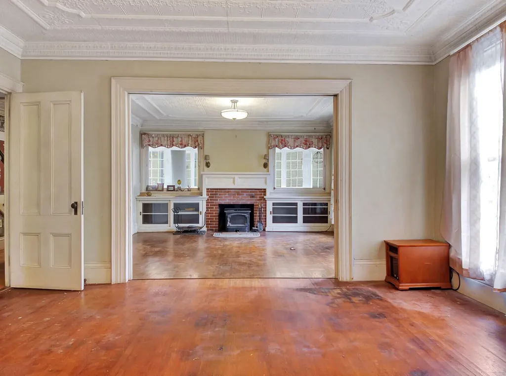 8 Morrill Street Winthrop ME 04364